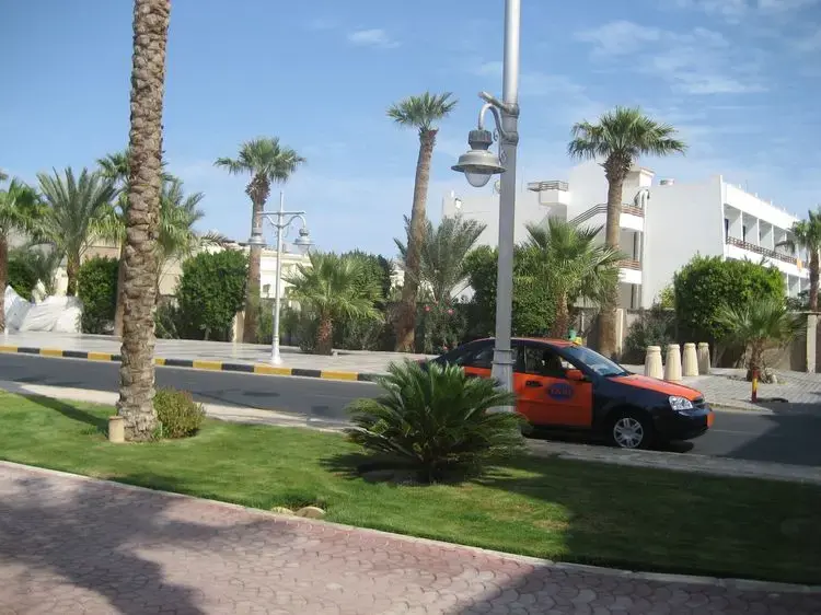 Hurghada airport taxi price